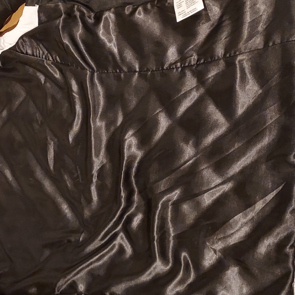 Women's Andrew Marc Quilted Vest Size Large Like New Excellent Condition 💥💥💥 - Picture 9 of 9